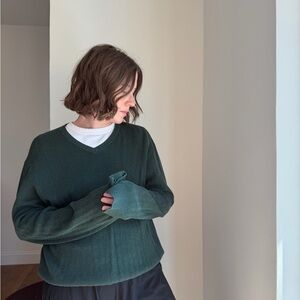 Vintage GH Bass Green V-Neck Sweater